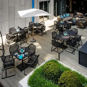 One 3* Newcastle-upon-Tyne
